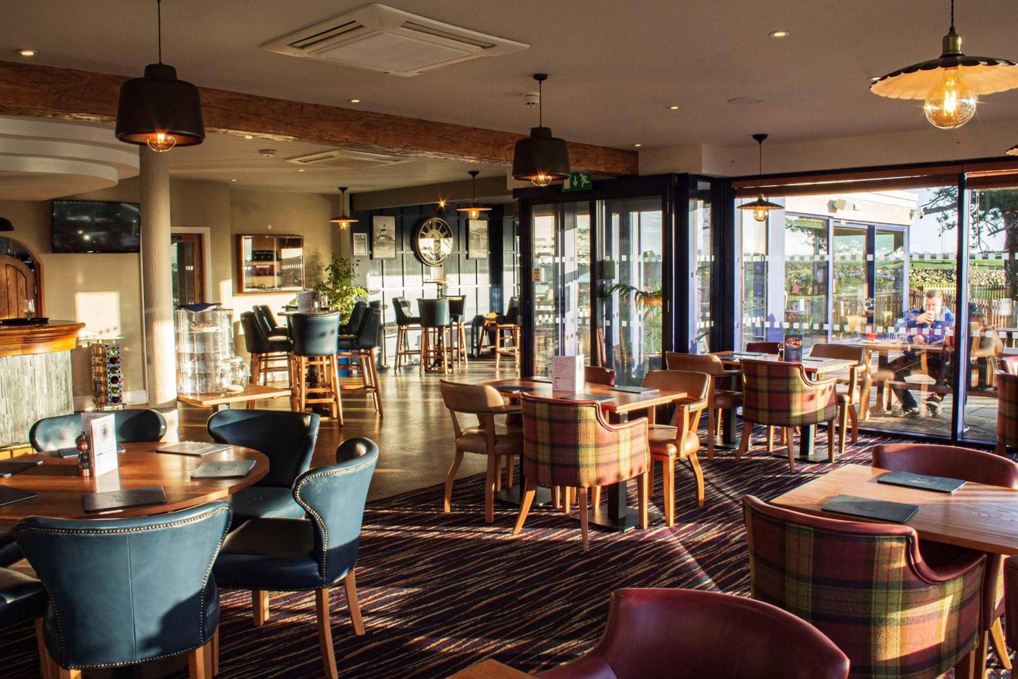 Gwesty Gadlys Hotel Cemaes Bay Zewnętrze zdjęcie